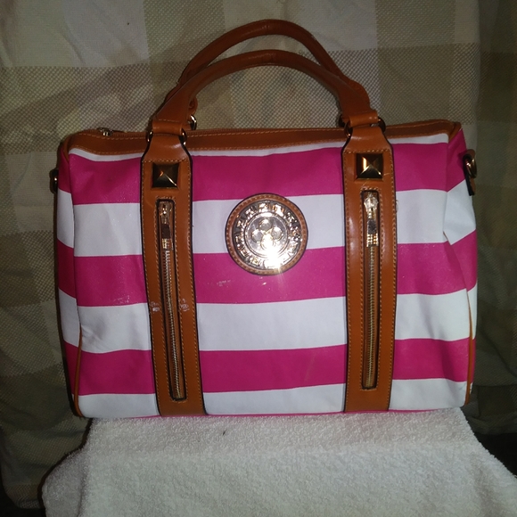 Tote - Picture 7 of 7